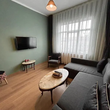 Waterfront By The Tram - Private Terrace With Dome & Golden Horn View In Fatih Istambul