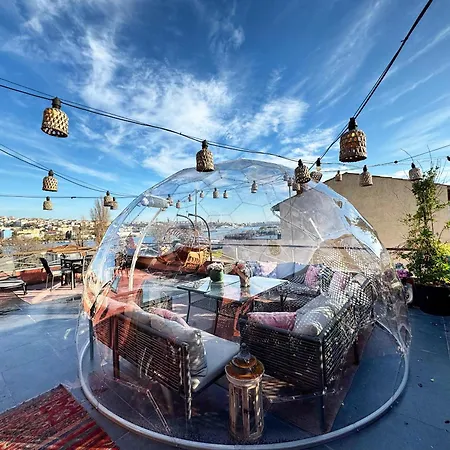 Waterfront By The Tram - Private Terrace With Dome & Golden Horn View In Fatih Hébergement de vacances
