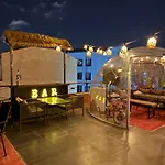Waterfront By The Tram - Private Terrace With Dome & Golden Horn View In Fatih * Istanbulská provincie