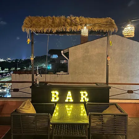 Waterfront By The Tram - Private Terrace With Dome & Golden Horn View In Fatih