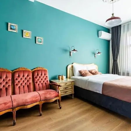 Casa vacanze Waterfront By The Tram - Private Terrace With Dome & Golden Horn View In Fatih *