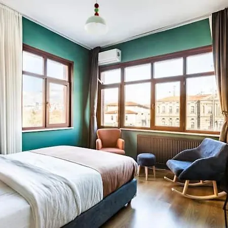 Casa vacanze Waterfront By The Tram - Private Terrace With Dome & Golden Horn View In Fatih *