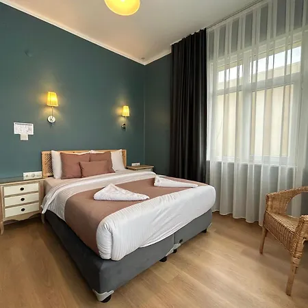 Waterfront By The Tram - Private Terrace With Dome & Golden Horn View In Fatih Holiday home *