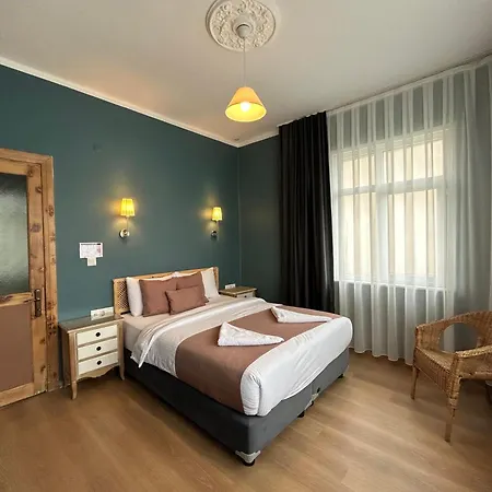Waterfront By The Tram - Private Terrace With Dome & Golden Horn View In Fatih Holiday home