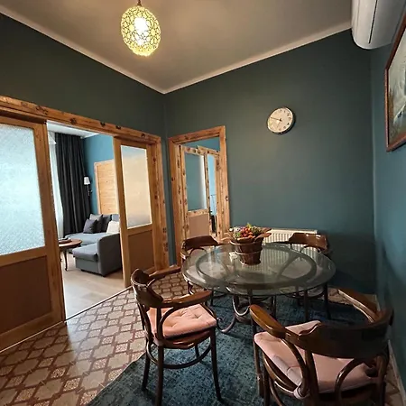 Holiday home Waterfront By The Tram - Private Terrace With Dome & Golden Horn View In Fatih *