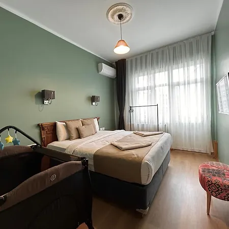 Waterfront By The Tram - Private Terrace With Dome & Golden Horn View In Fatih Holiday home *